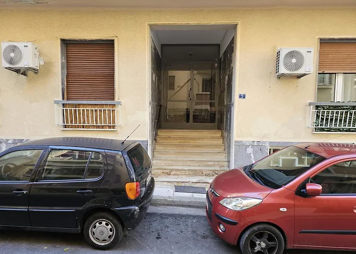 Dione Luxury Business Suite In The Heart Of Athens