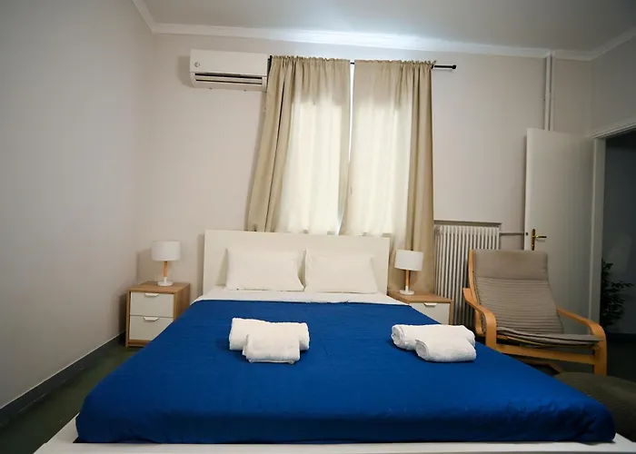Athenian Suite By Zeussuites